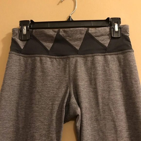 Lululemon Run Inspire Crop II Luxtreme 6 Heathered Deep Coal Cropped Leggings - Picture 3 of 14